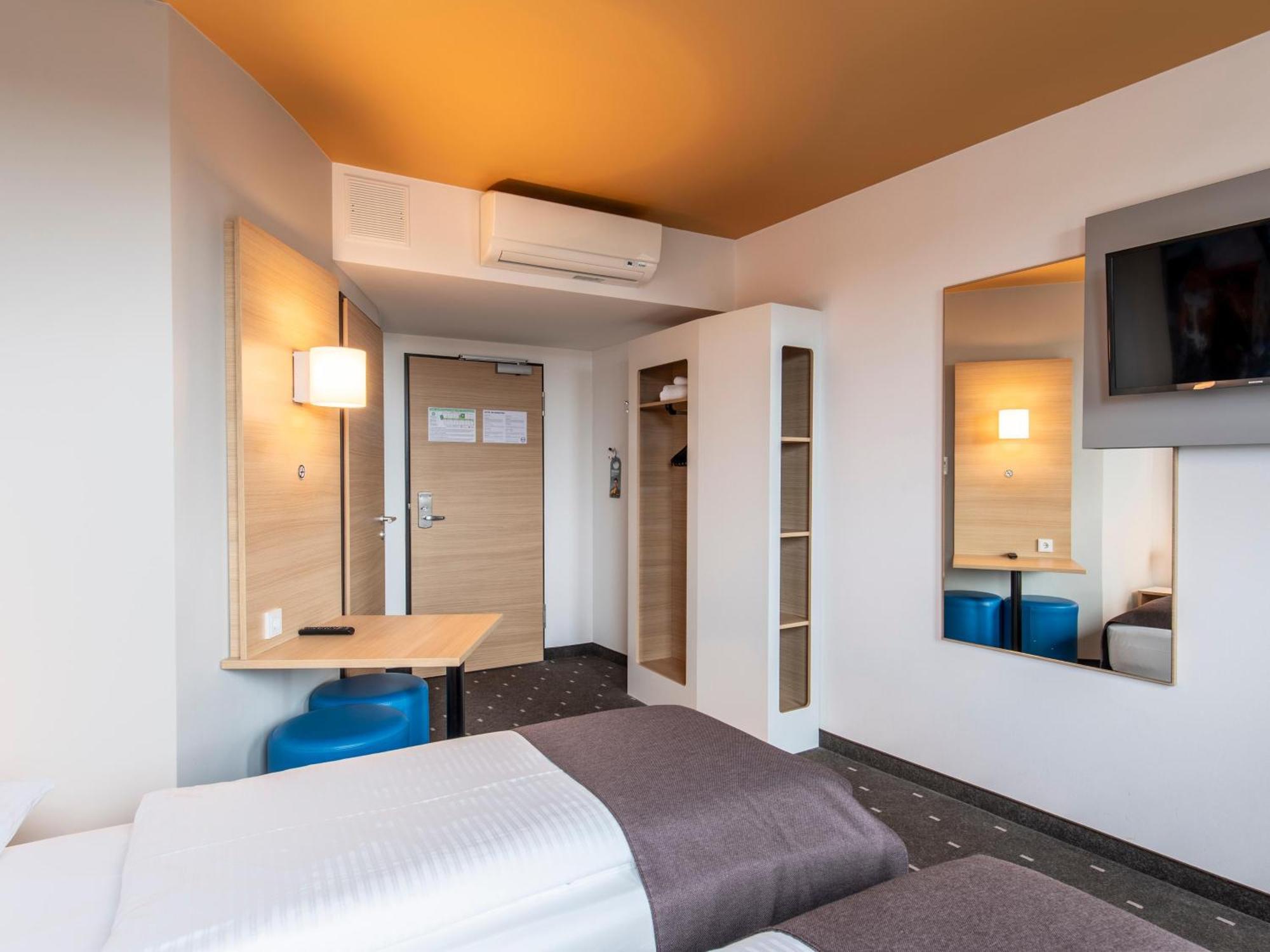 B&B Hotel Landshut Esterno foto